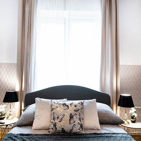 Clicktheflat Royal Route Warecka Apart Rooms Varsavia Esterno foto